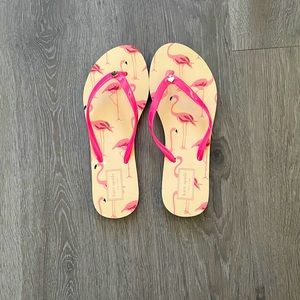 Kate ♠️-  🦩 flip flops
